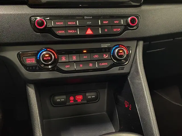 Kia Niro 1.6 GDi Hybrid Edition 2018 Hybride Benzine 35