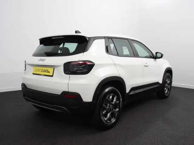 Jeep Avenger Longitude 54 kWh Automaat 2024 Elektrisch 6