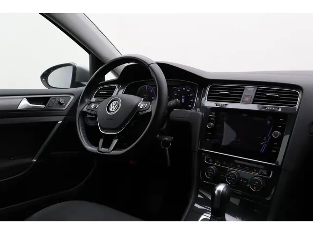 Volkswagen e-Golf E-DITION 2020 Elektrisch 29