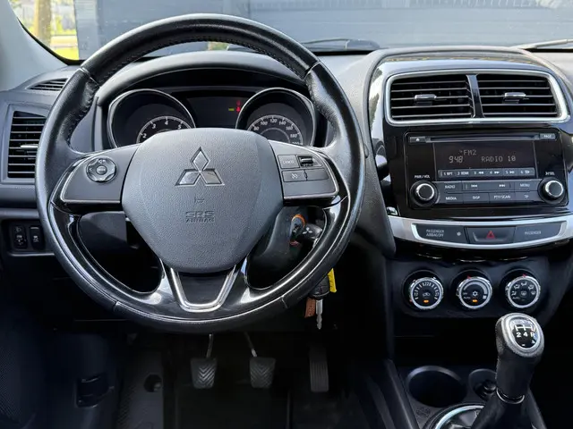 Mitsubishi ASX 3