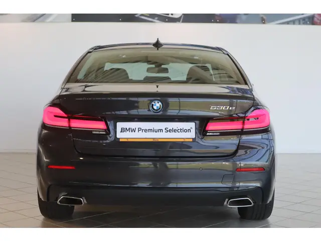 BMW 5 Serie Sedan 530e 2023 Hybride Benzine 5