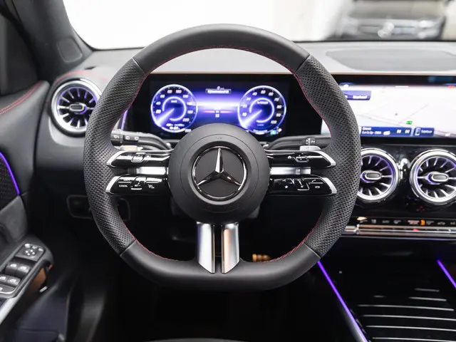 Mercedes-Benz EQB 250+ AMG Line LIMITED 2025 Elektrisch 12