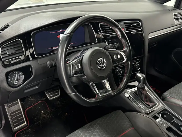 Volkswagen Golf 2.0 TSI GTI Performance 2018 Benzine 6