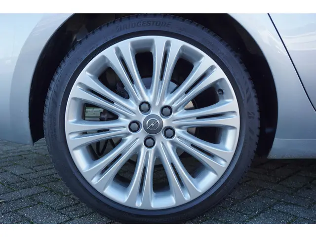 Opel Zafira Tourer 1.4 Cosmo 7persoons - 2013 Benzine 28