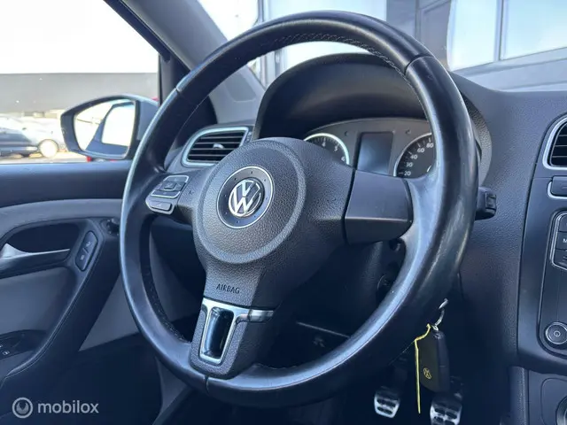 Volkswagen Polo 1.2 TSI Cross Uitvoering 2013 Benzine 17