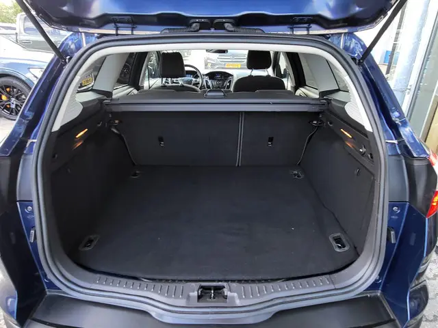 Ford Focus Wagon 2.0 TDCI Titanium 2013 Diesel 23