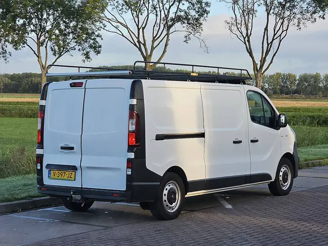 Opel Vivaro 1.6 2017 Diesel 3