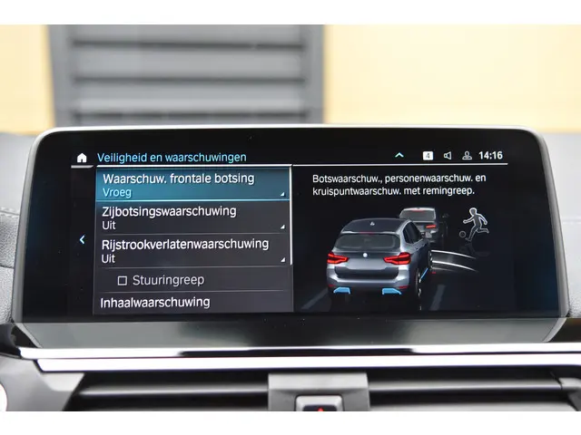 BMW iX3 High Executive 80 kWh 2021 Elektrisch 21