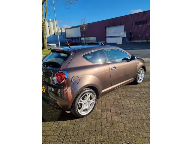 Alfa Romeo MiTo 1.4 Distinctive 2013 Benzine 6
