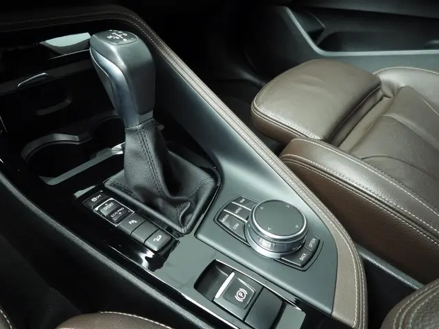 BMW X1 xDrive20i 2018 Benzine 38