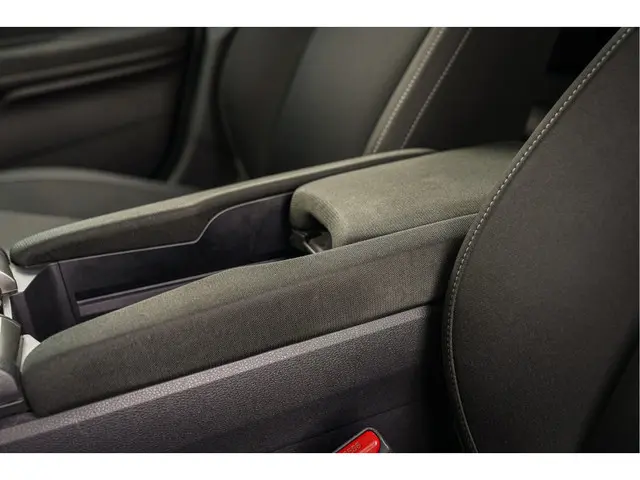 Honda Civic 1.5i VTEC SPORT PLUS 2017 Benzine 39