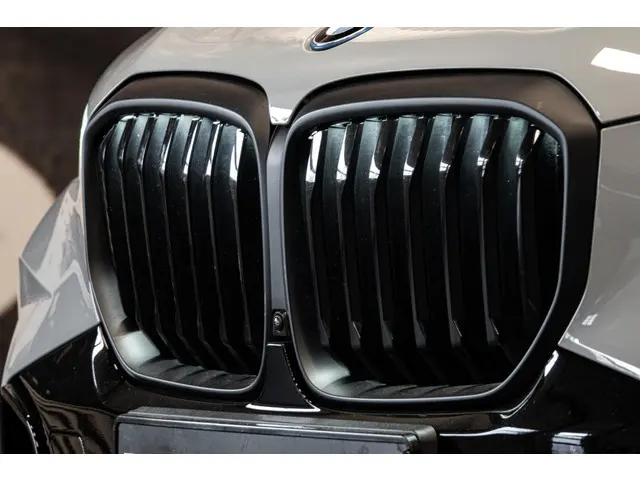 BMW X5 xDrive50e 2024 Hybride Benzine 6