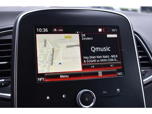 Renault Grand Scénic TCe 140 EDC Intens 2021 Benzine 17