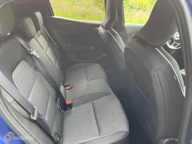 Mitsubishi Colt 1.0T MT Intense+ 2025 Benzine 23