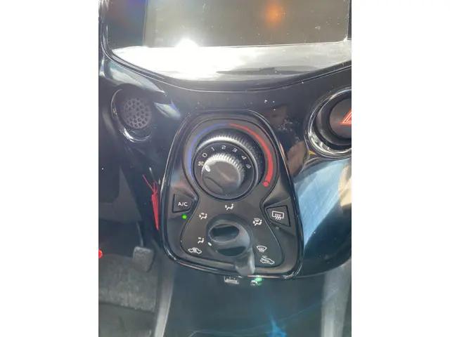 Citroën C1 1.0 VTi Shine 2018 Benzine 10