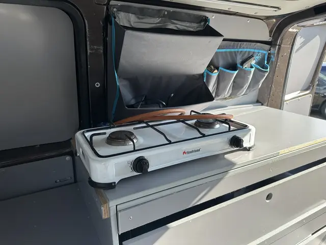 Volkswagen Transporter buscamper 2016 Diesel 28