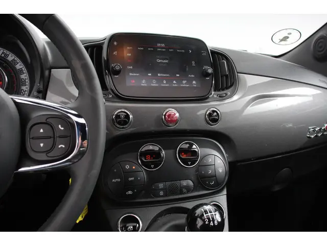 Fiat 500C 1.0 Hybrid Lounge Plus 2020 Benzine 12