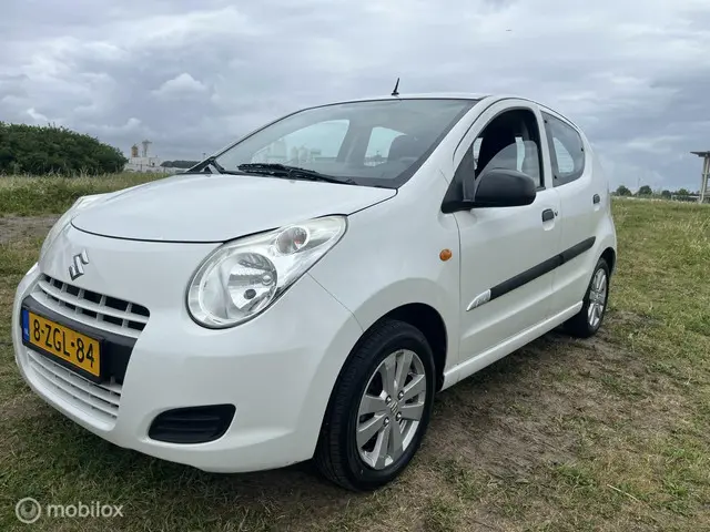 Suzuki Alto 1.0 Celebration EASSS 2015 Benzine 2