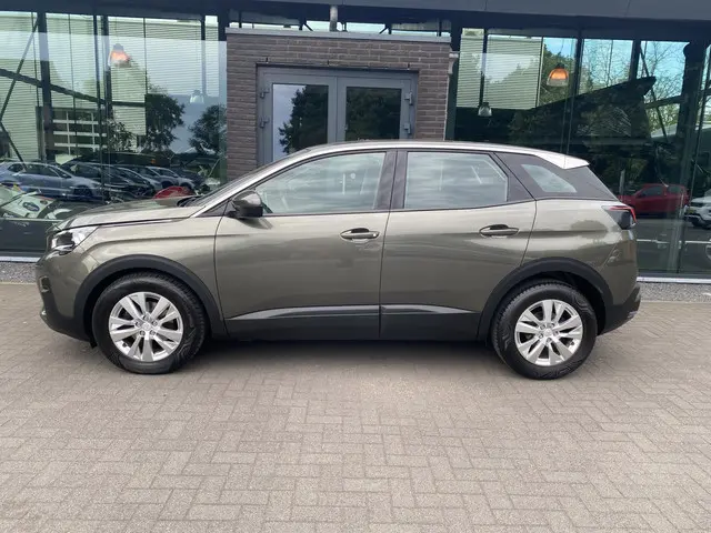 Peugeot 3008 1.2 PureTech Allure Automaat 2017 Benzine 11