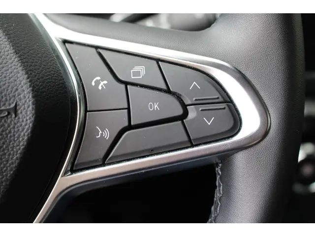Renault Captur 1.0 TCe 90 techno 2023 Benzine 24