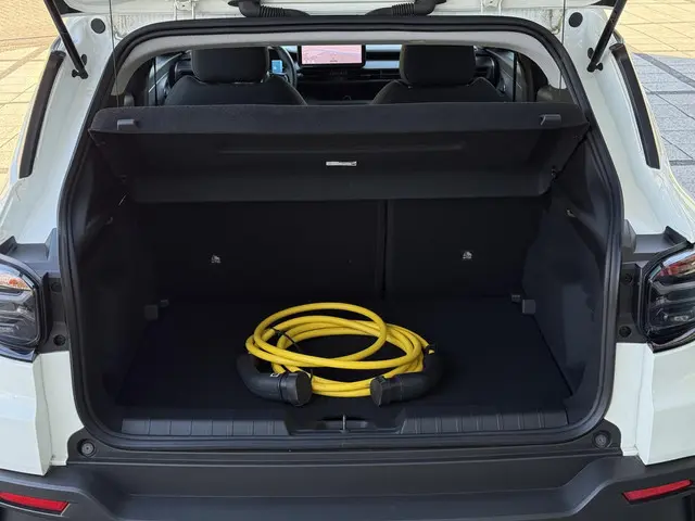 Jeep Avenger Longitude 54 kWh Aut. 2024 Elektrisch 8