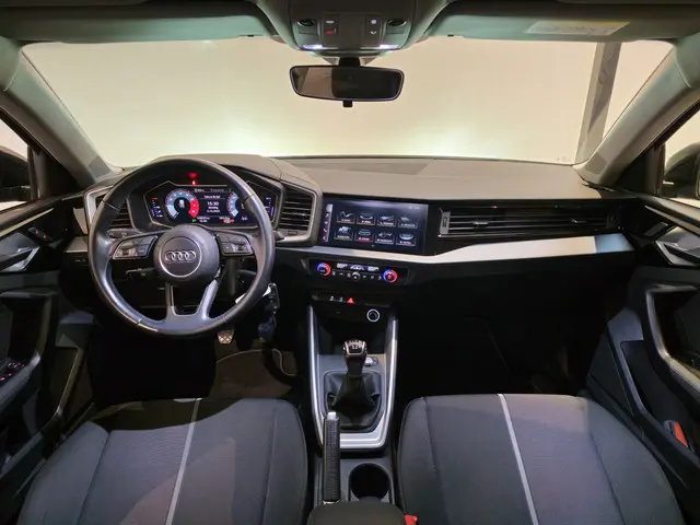 Audi A1 Sportback 30 TFSI Advanced 2018 Benzine 12