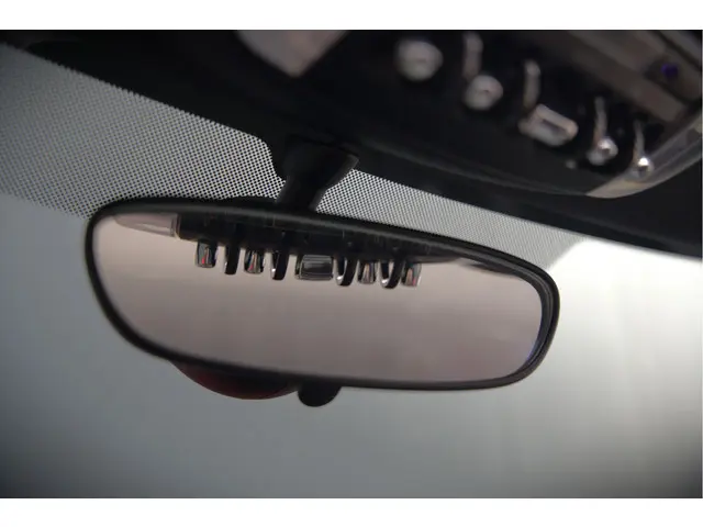 MINI Cooper Cabrio Mini 1.5 Chili 2018 Benzine 50