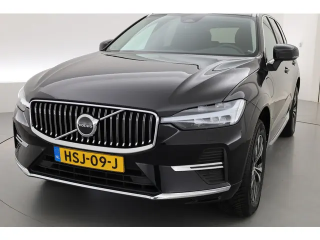 Volvo XC60 T6 Recharge Core 2022 Hybride Benzine 22