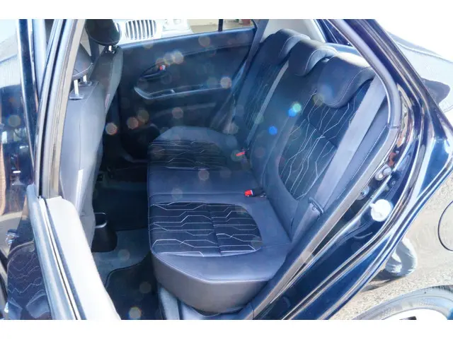 Kia Picanto 1.0 CVVT Comfort Pack 2012 Benzine 7