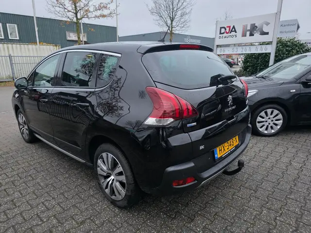 Peugeot 3008 1.2 PureTech Style Trekhaak 2016 Benzine 4