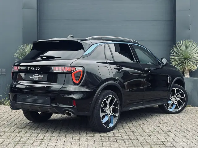 Lynk & Co 01 1.5 2024 Hybride Benzine 14