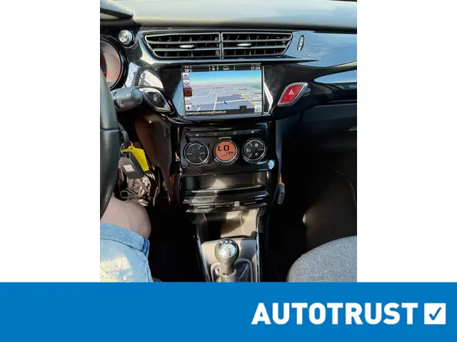 Citroën C3 1.0 PureTech Collection 2015 Benzine 19