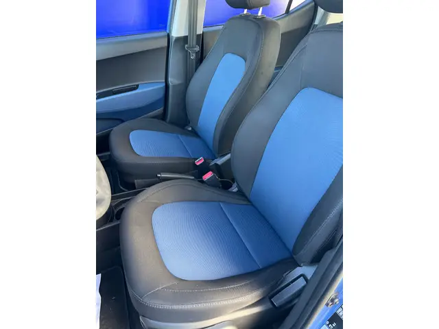 Hyundai i10 1.0i i-Motion Comfort 2017 Benzine 10