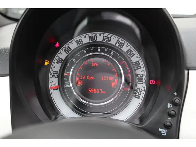 Fiat 500C 1.0 Hybrid Dolcevita 2022 Benzine 10