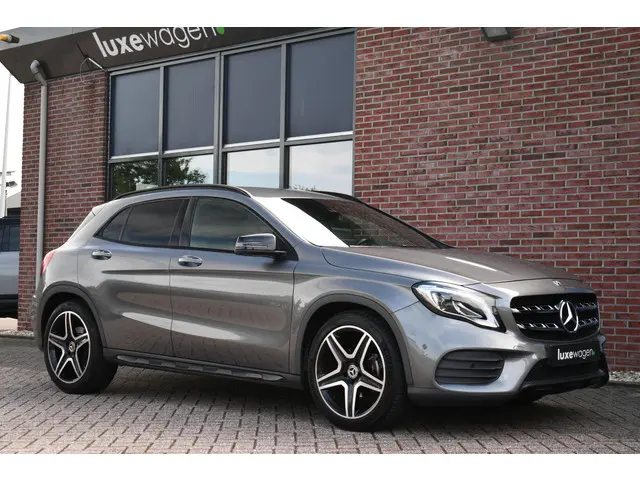 Mercedes-Benz GLA 180 AMG Night 2019 Benzine 5
