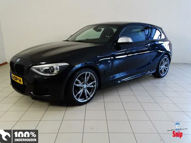 BMW 1 Serie M Sport Edition High Executive 2014 Benzine 26