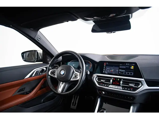 BMW 4 Serie Cabrio M440i High Executive 2023 Benzine 68