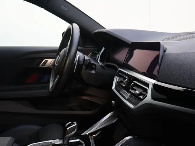 BMW 2 Serie Coupé M240i xDrive 2022 Benzine 23