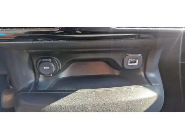 Citroën C4 Cactus 1.2 VTi Feel 2015 Benzine 15