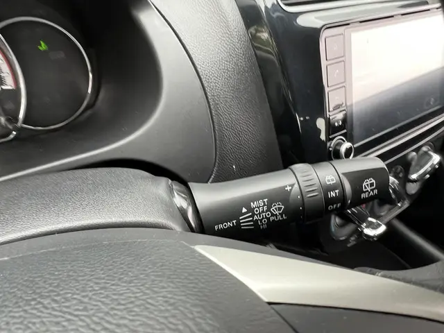 Mitsubishi Space Star 1.2 Connect+ 2024 Benzine 24