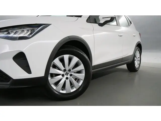 SEAT Arona 1.0 TSI 95pk Style 2023 Benzine 12