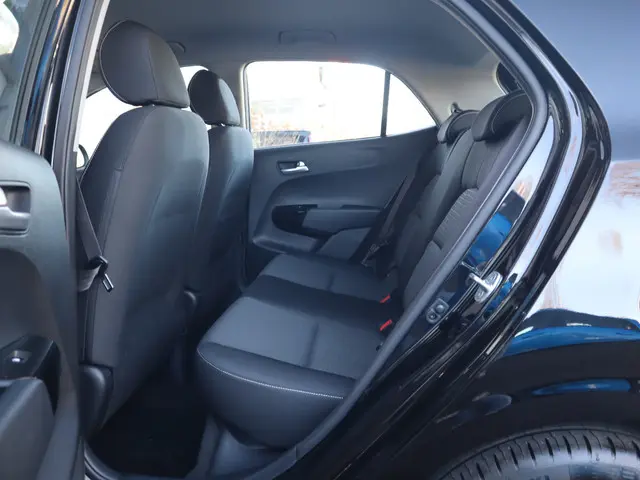 Kia Picanto 1.0 CVVT 67pk DynamicLine 2023 Benzine 19