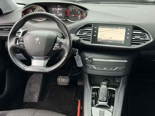 Peugeot 308 SW 1.2 PureTech Allure 2020 Benzine 17