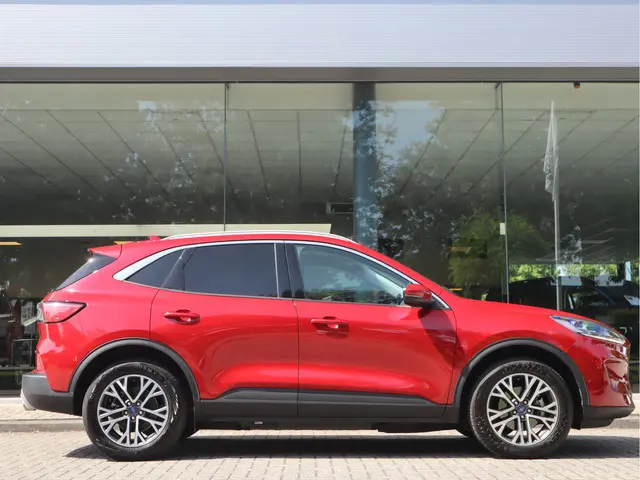 Ford Kuga 2.5 PHEV Titanium X 2022 Hybride Benzine 5