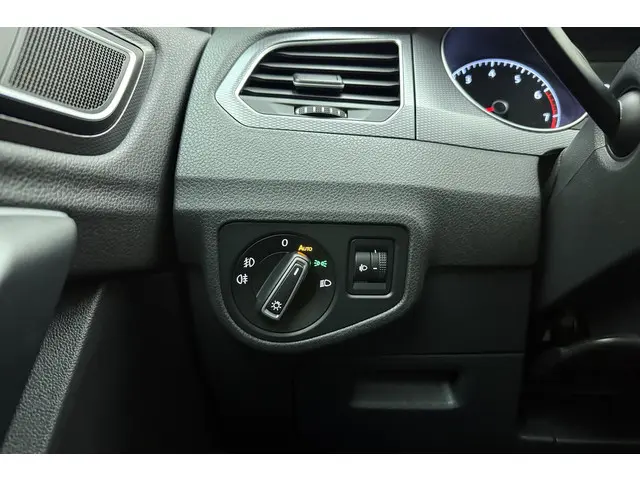 Volkswagen Golf Sportsvan 1.2 TSI Easyline 2016 Benzine 19