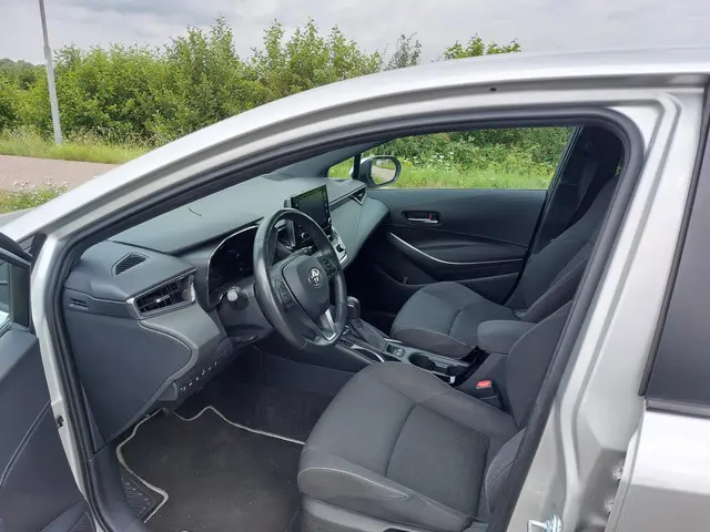 Toyota Corolla 1.8 Hybrid Style 2019 Hybride Benzine 11