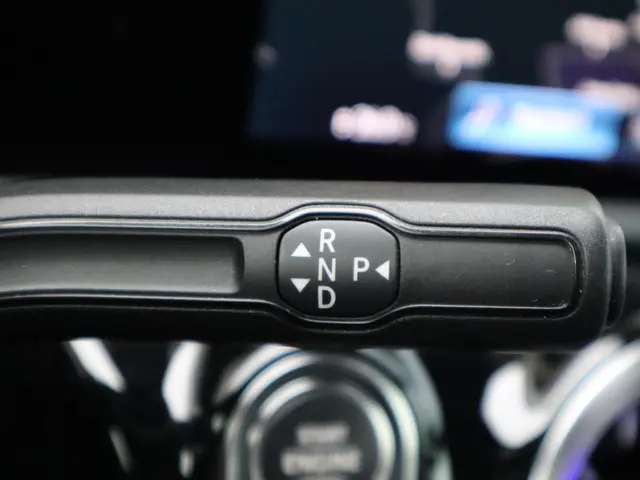 Mercedes-Benz A-Klasse 200 AMG Line 2022 Benzine 19