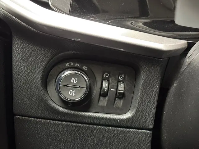 Opel Mokka 1.2 Turbo Elegance 2021 Benzine 21