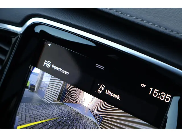 Volvo XC90 B6 AWD R-Design 2022 Benzine 54