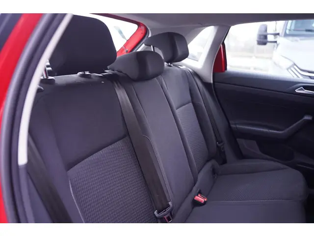 Volkswagen Polo 1.0 TSI Polo Comfortline 2019 Benzine 34